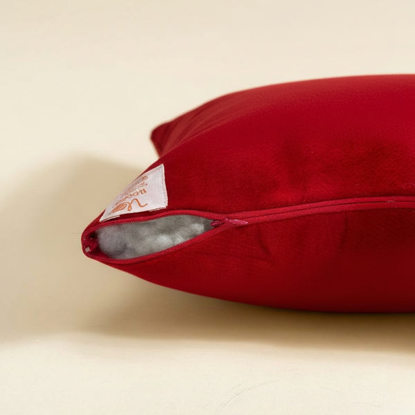Filled-cushion Luxury Scarlet Velvet Square Pillow